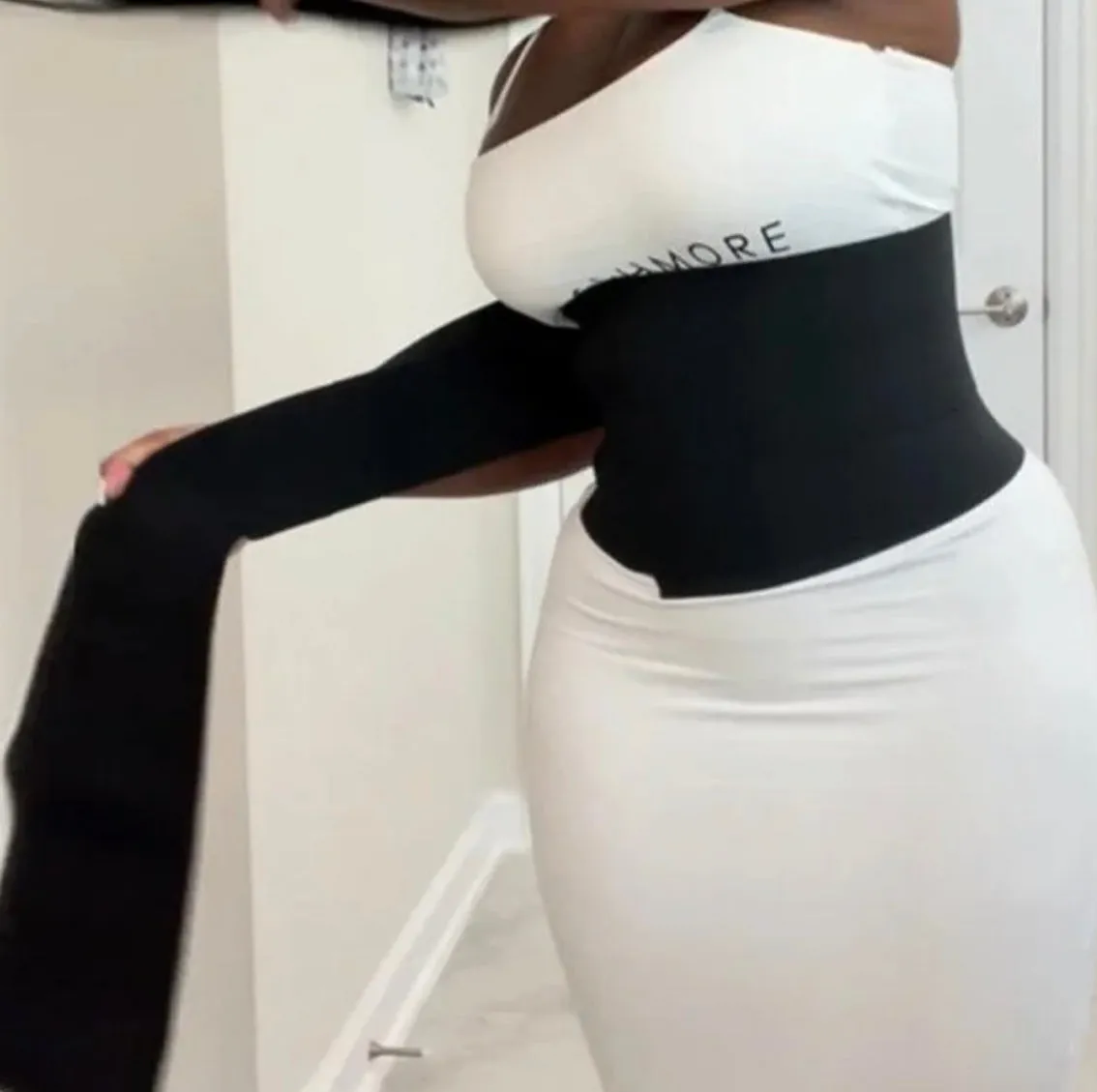 Waist snatch belts